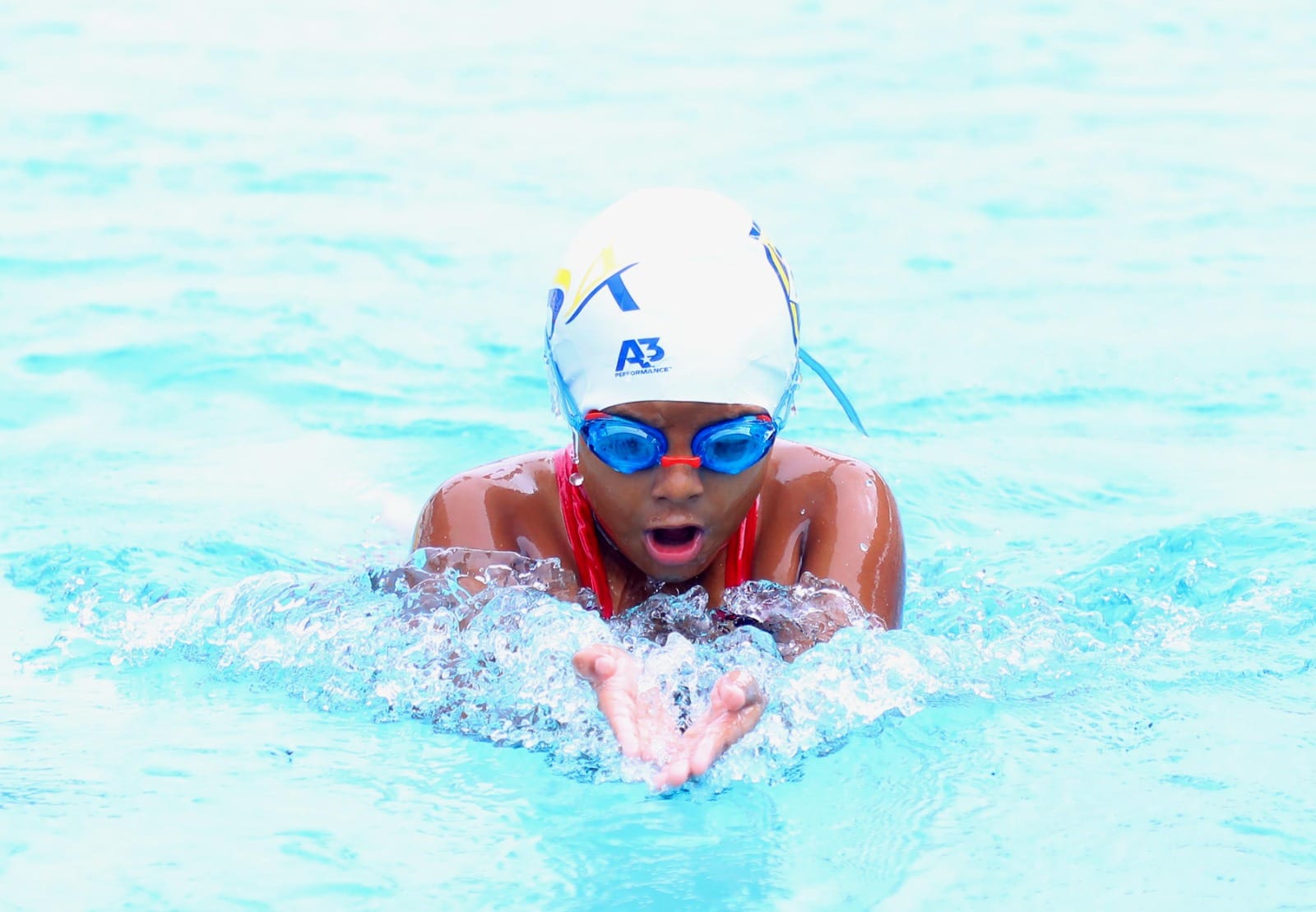 Shagun Sharma swimming butterfly stroke